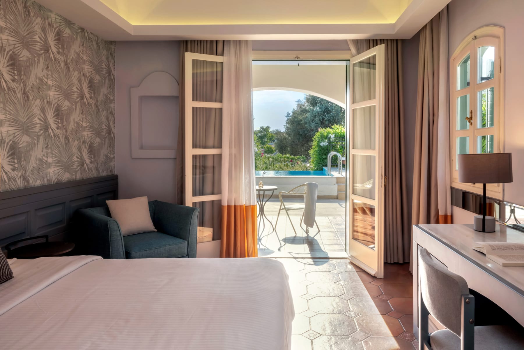a room with a bed and a table