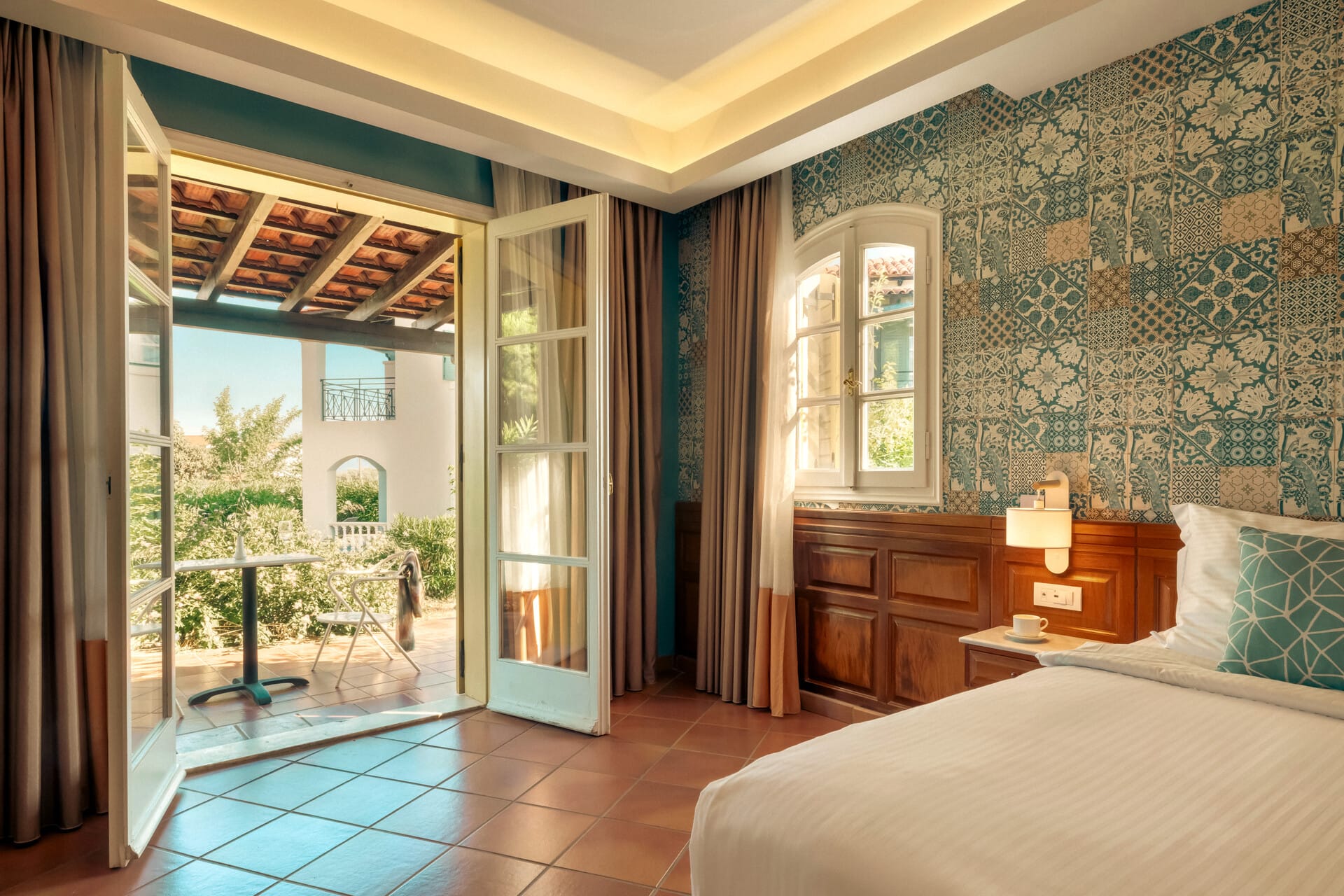 eretria_main_harmony-bungalow-garden-view-1