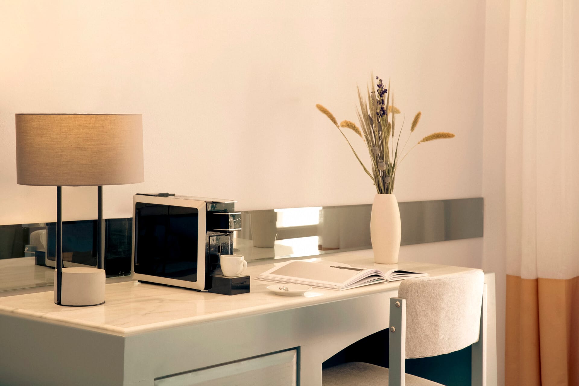 eretria_prestige-bungalow-garden-view-sharing-pool-5