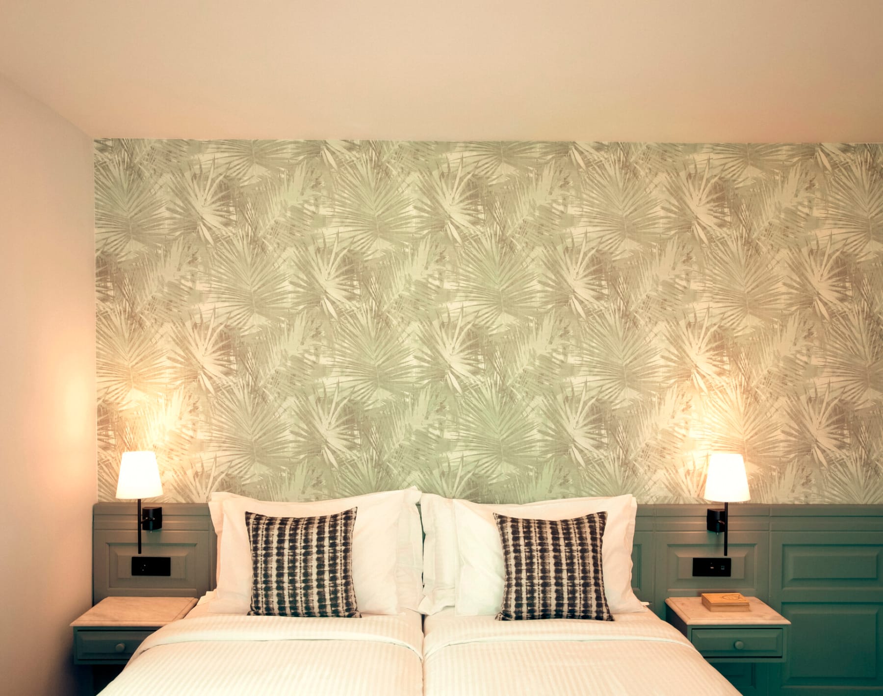 eretria_serenity-garden-view-room-4