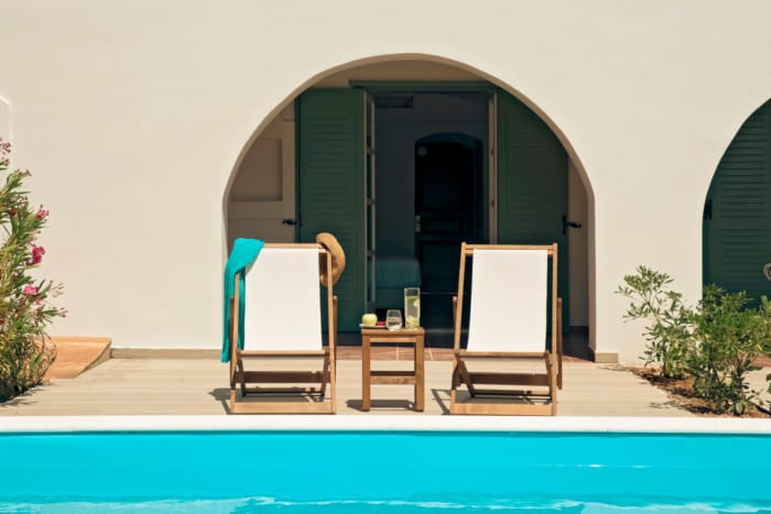 eretria_upbeat-bungalow-garden-view-private-pool-2