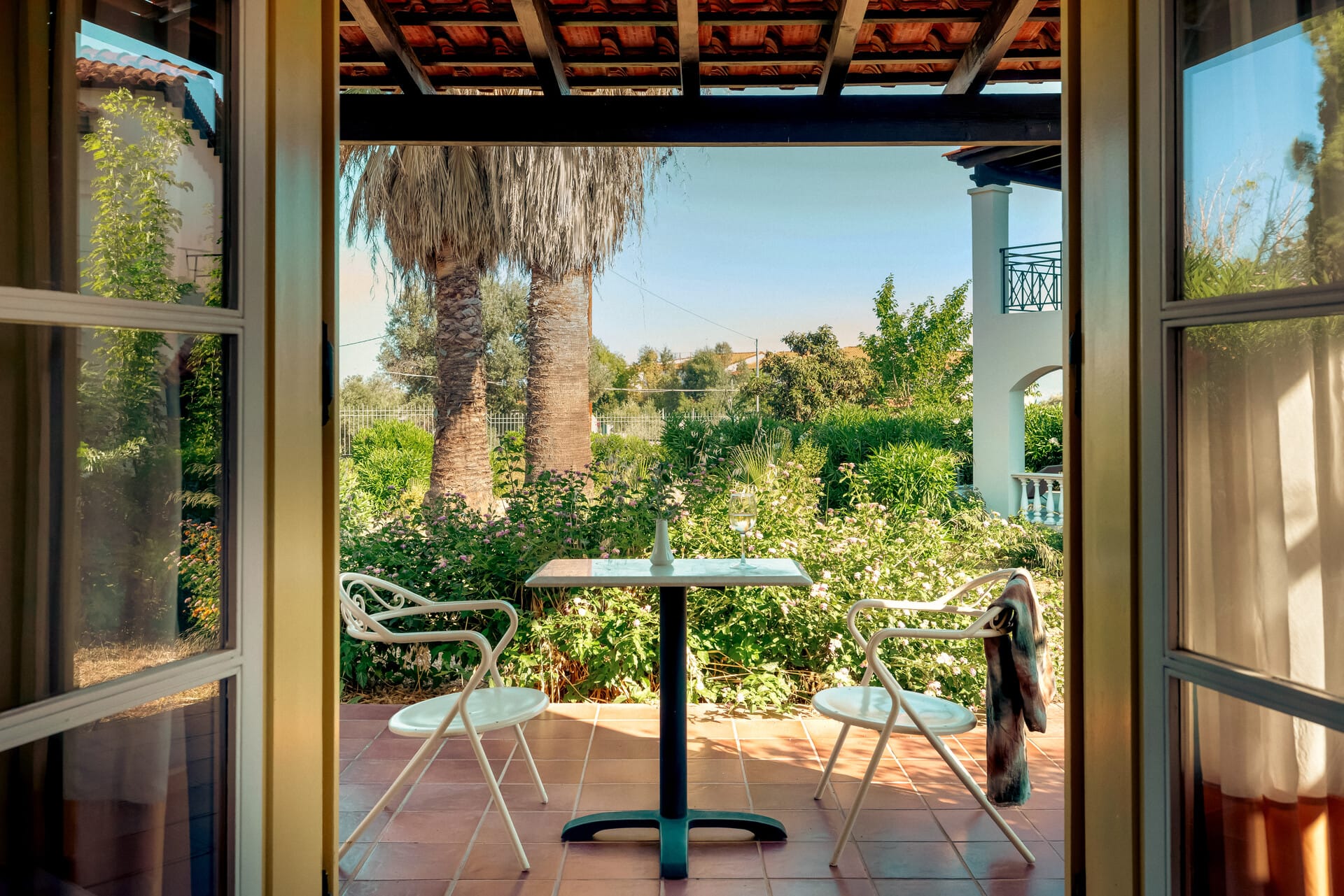 eretria_harmony-bungalow-garden-view-8