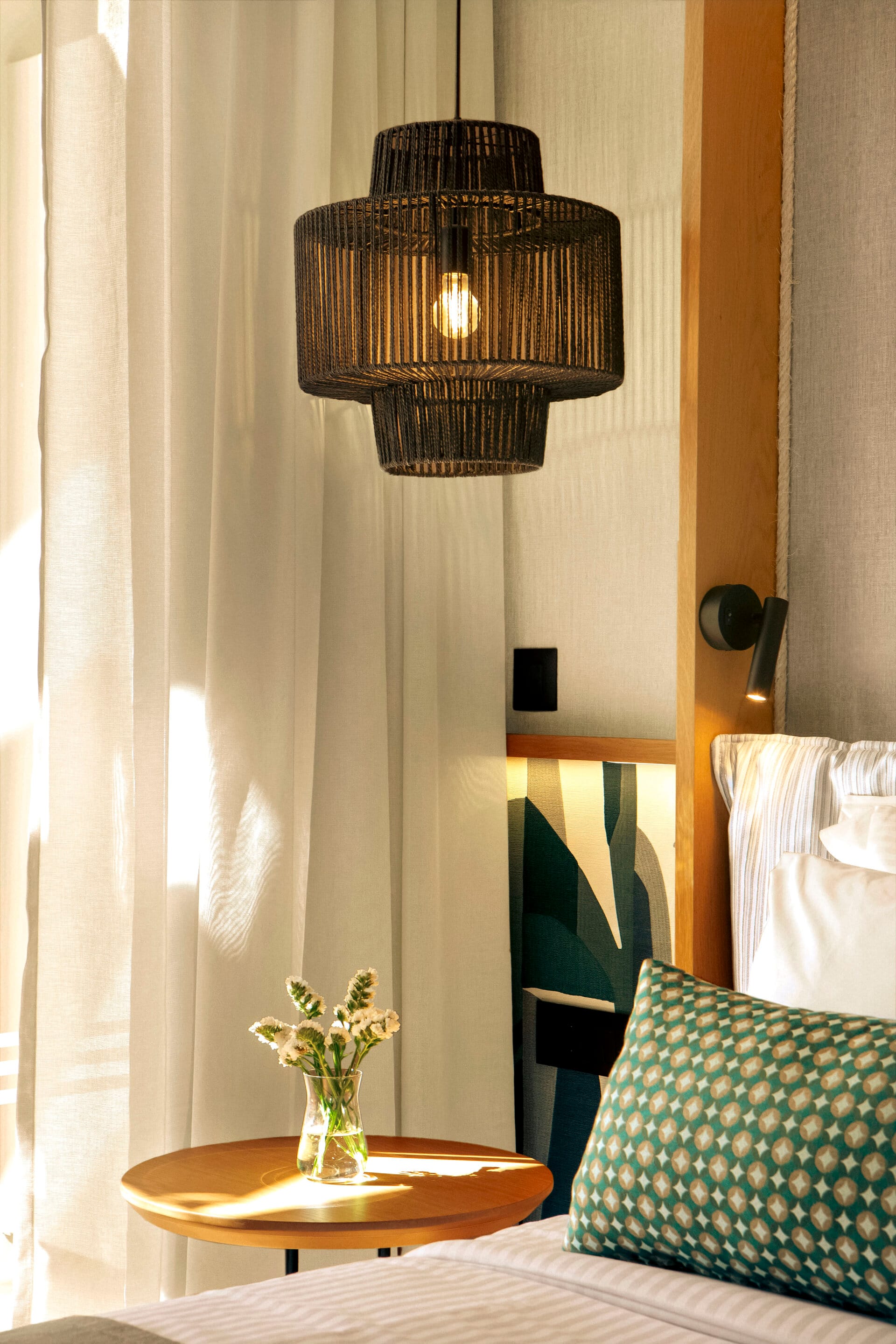 eleva_mirabello_honeymoon-suite-with-private-pool-whirpool-10