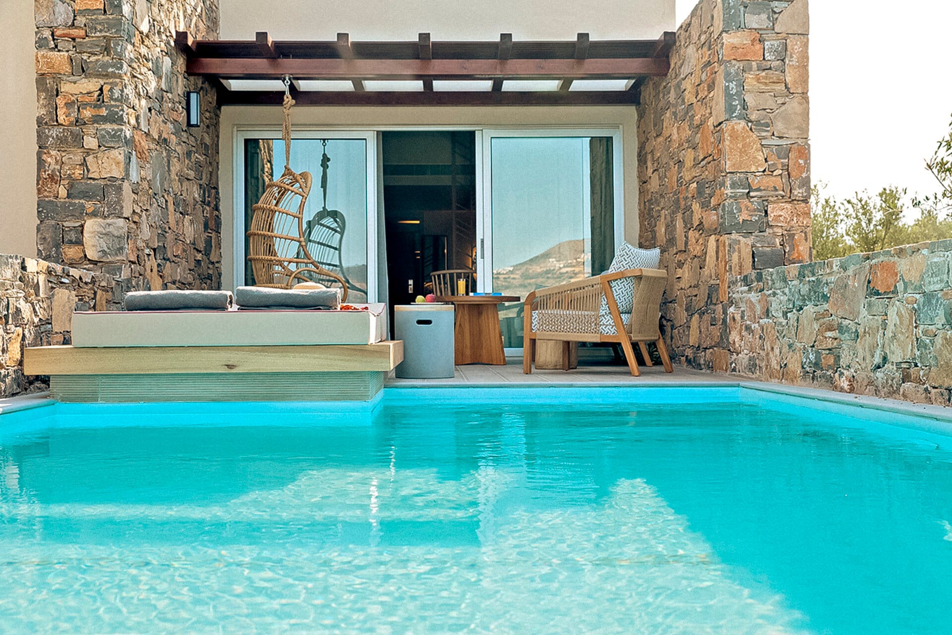 eleva_mirabello_maisonette-private-pool-41