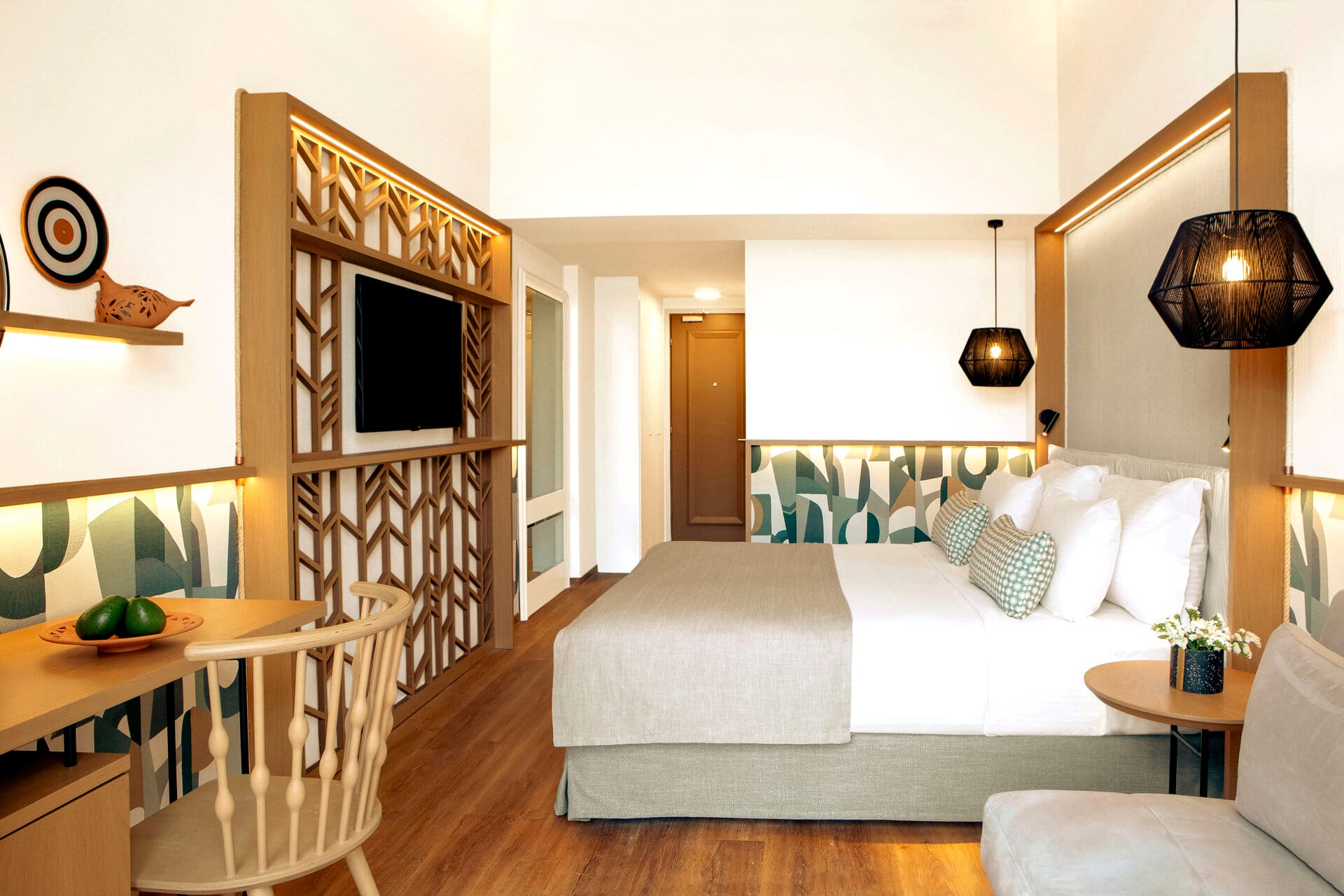 eleva_mirabello_deluxe-room-private-pool-3