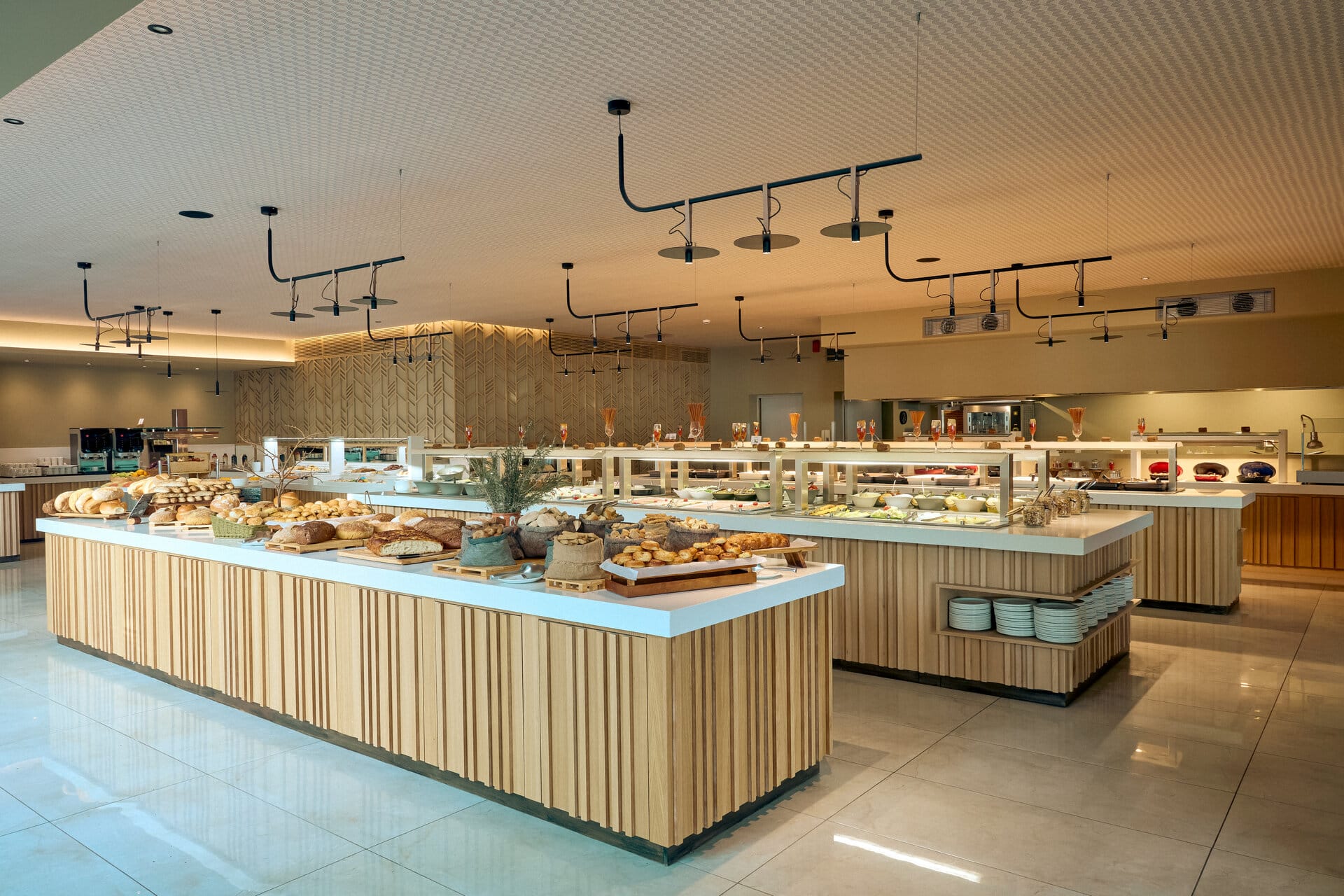 eleva_mirabello_amaltheia-main-restaurant-21