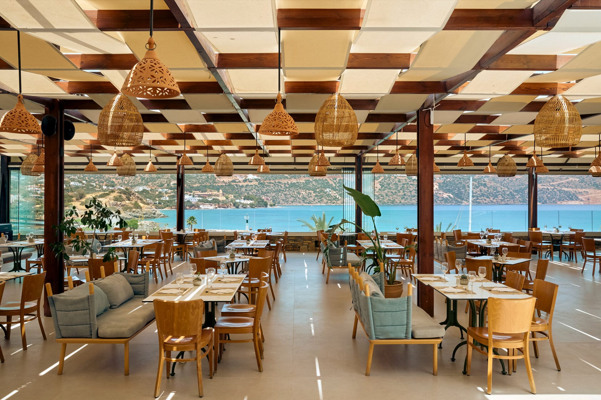 eleva_mirabello_amaltheia-main-restaurant-25