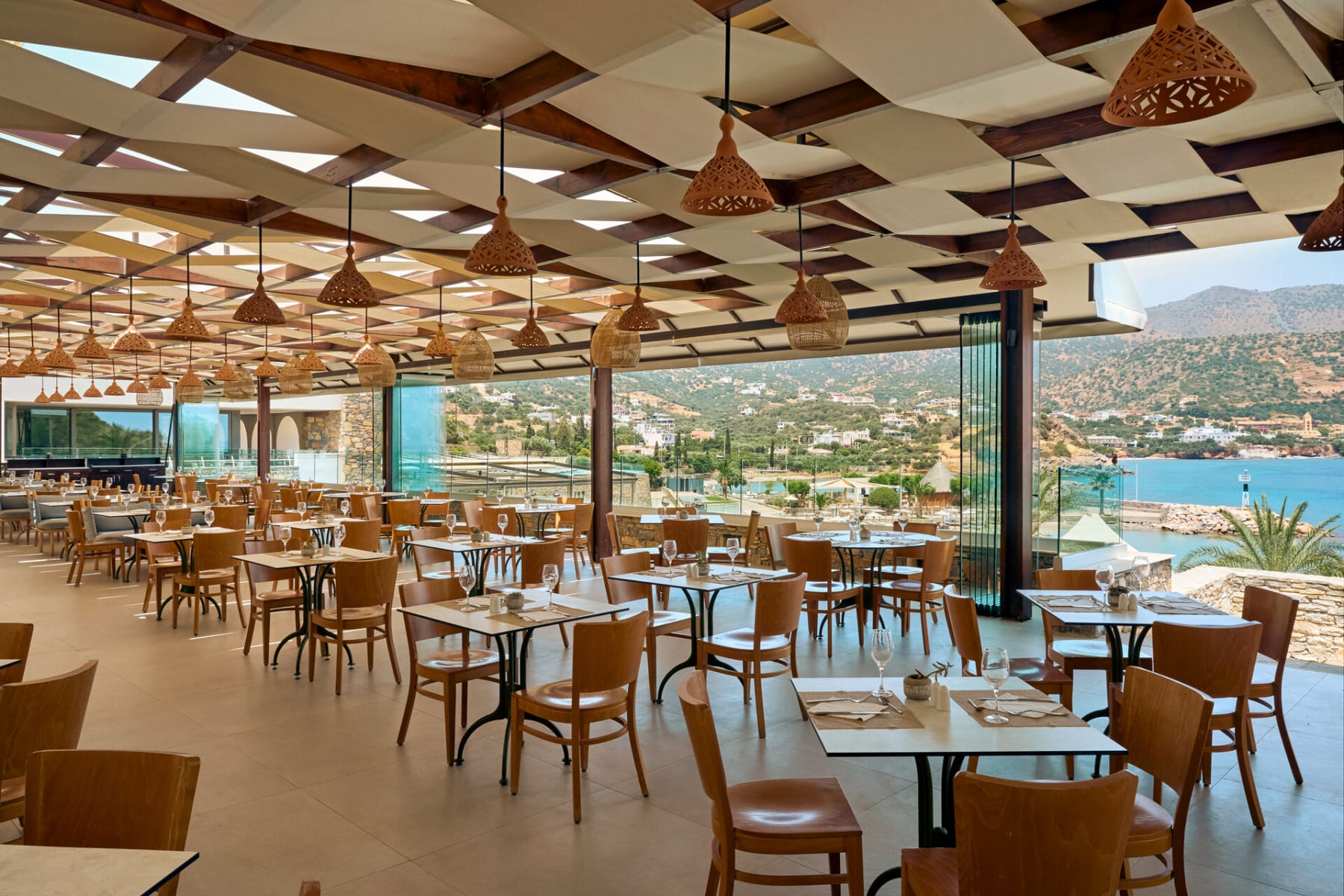 eleva_mirabello_amaltheia-main-restaurant-26