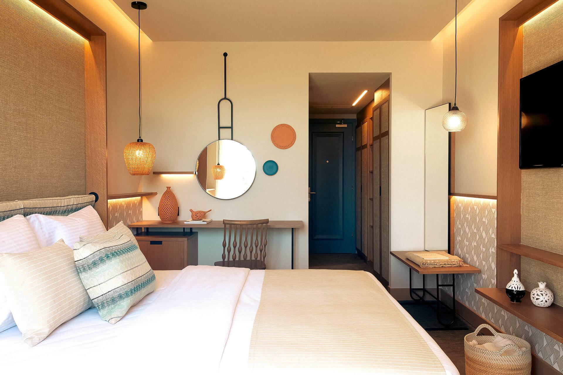 eleva_mirabello_deluxe-room-garden-view-7