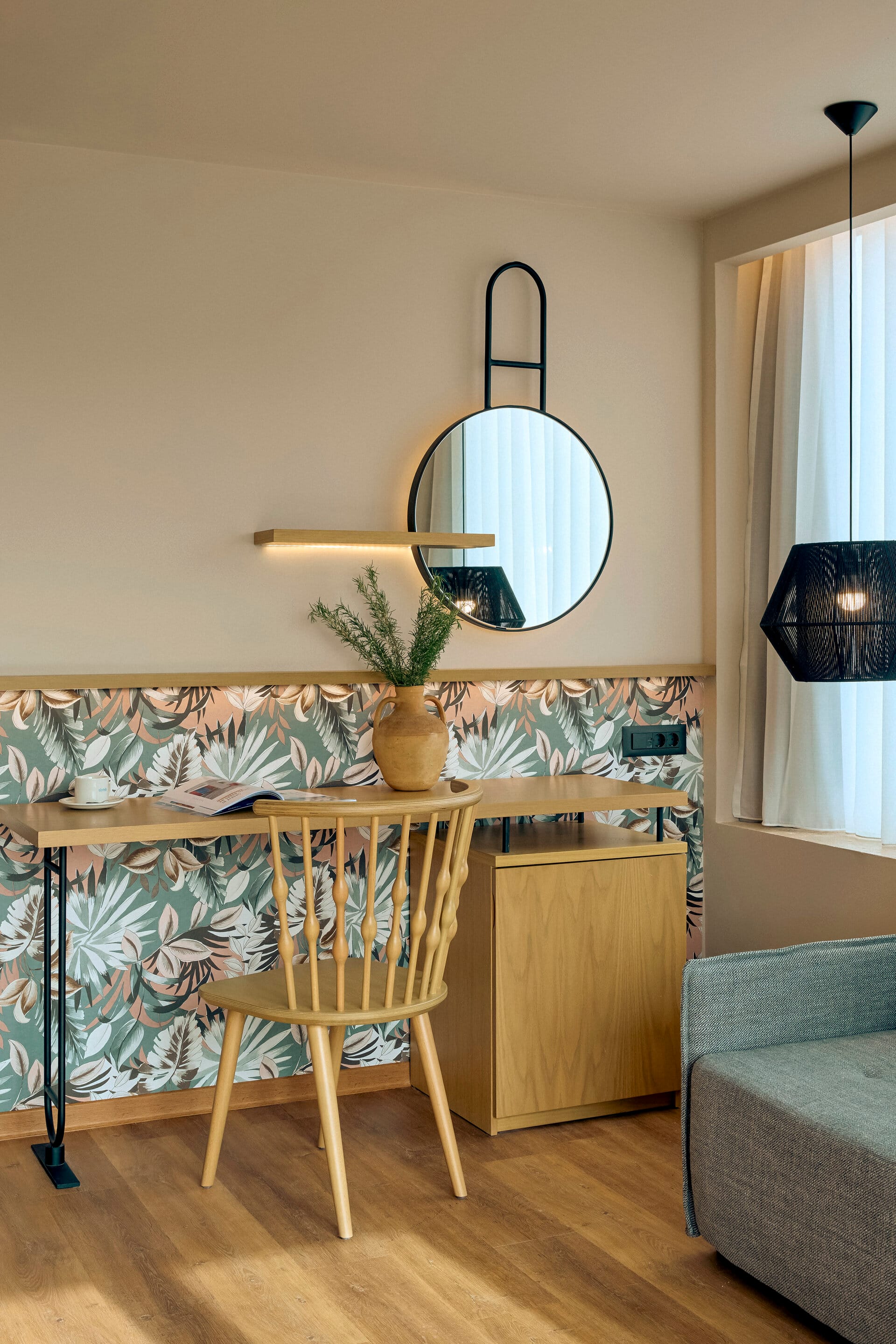 eleva_mirabello_family-1-bedroom-junior-suite-3