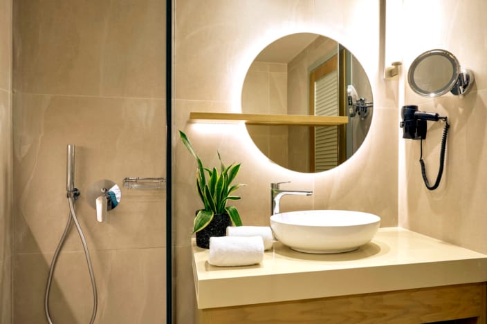 eleva_mirabello_family-1-bedroom-junior-suite-plunge-pool-22