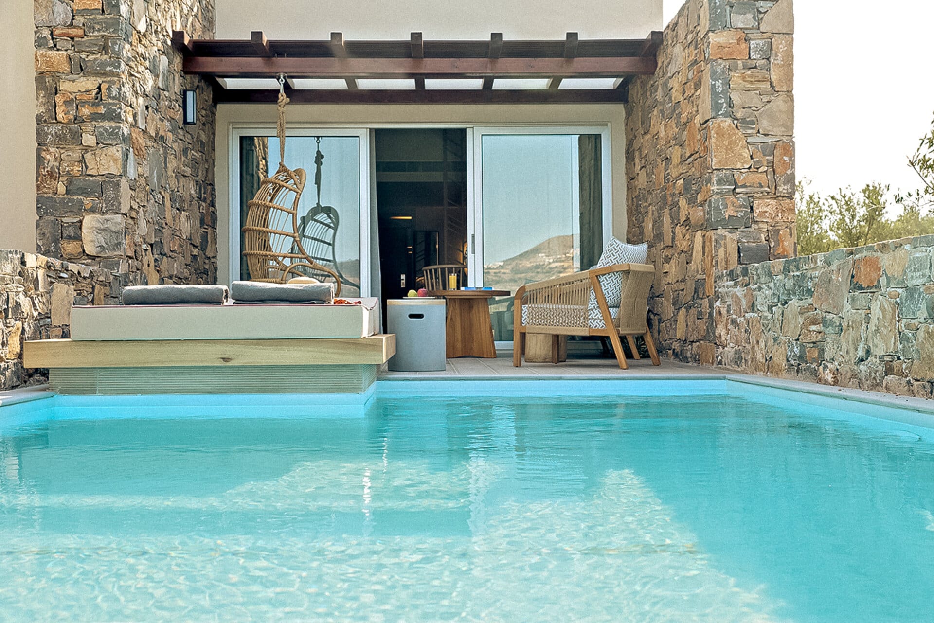 eleva_mirabello_maisonette-private-pool-41