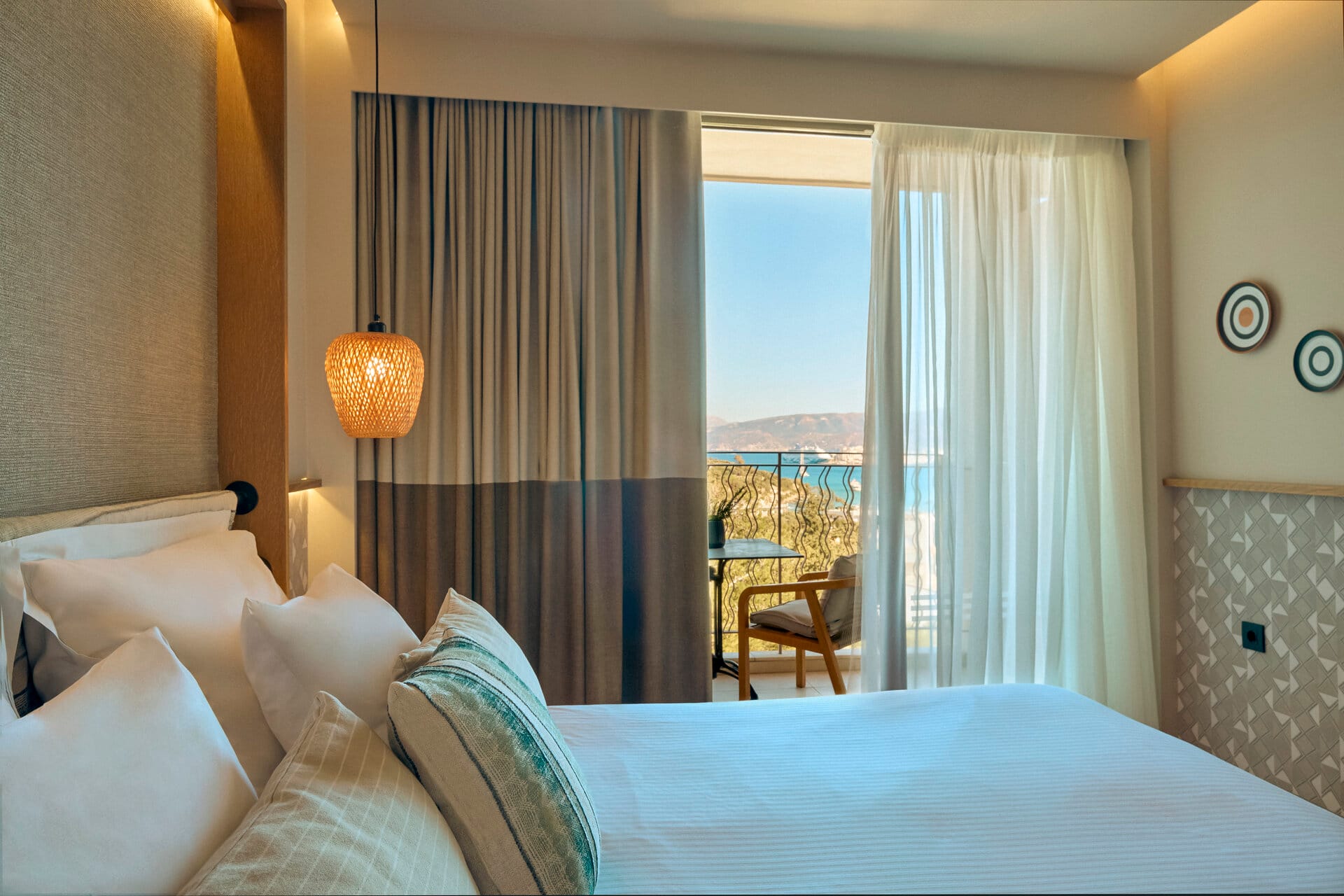 eleva_mirabello_penthouse-1-bedroom-suite-sea-view-private-pool-28