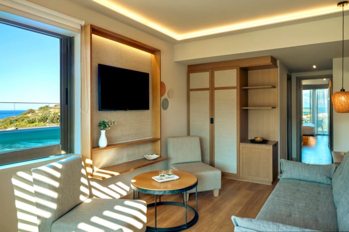 eleva_mirabello_penthouse-1-bedroom-suite-sea-view-private-pool-34