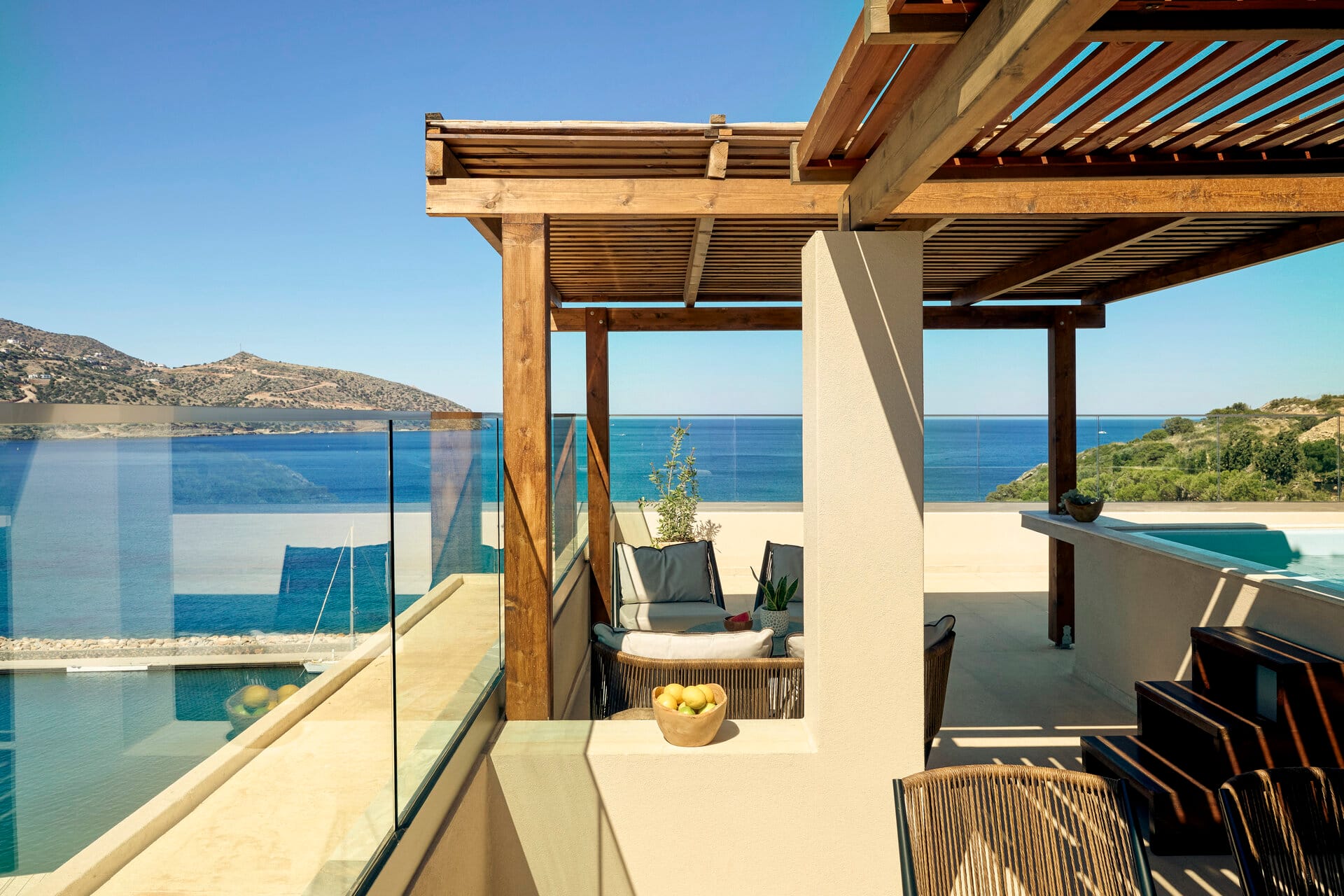 eleva_mirabello_penthouse-1-bedroom-suite-sea-view-private-pool-43