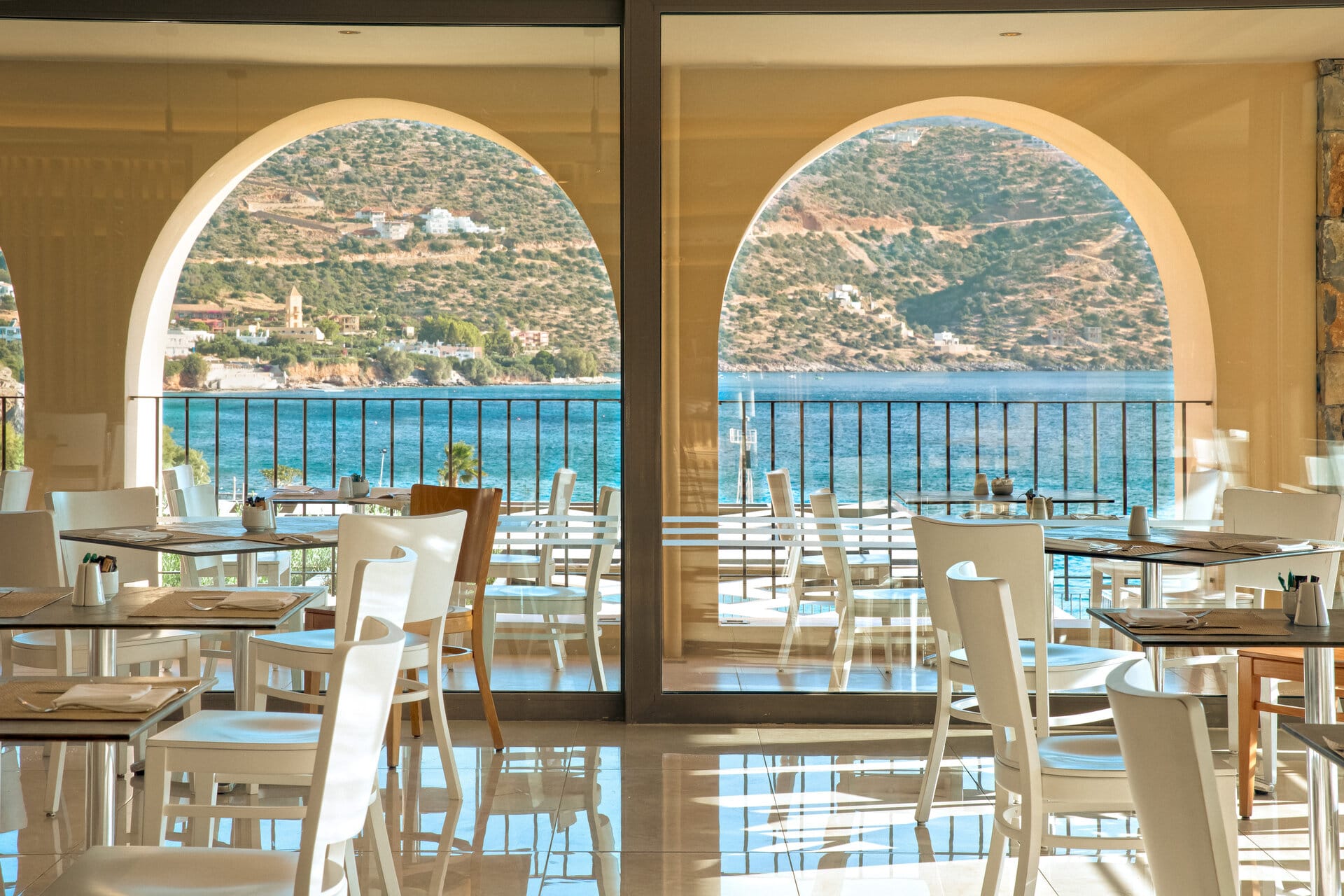 eleva_mirabello_amaltheia-main-restaurant-6